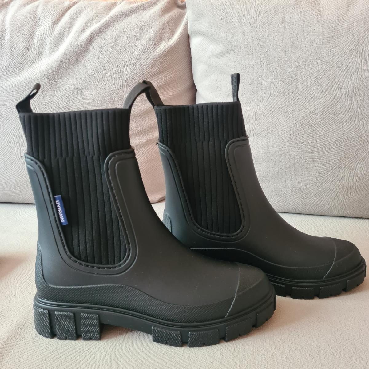 AYLA Water-resistant Boots - Black